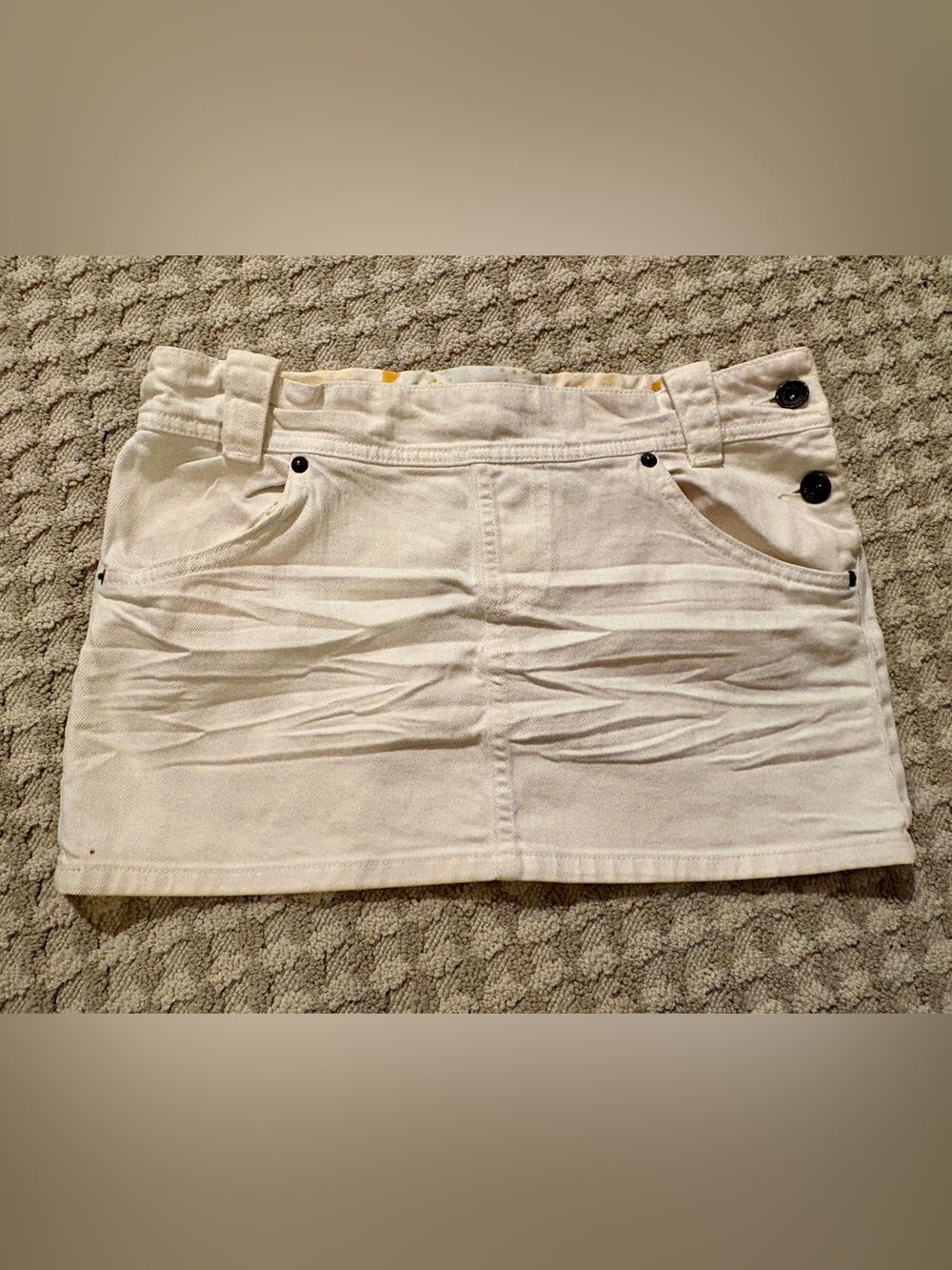 Women’s white Mini Skirt with Front Pockets